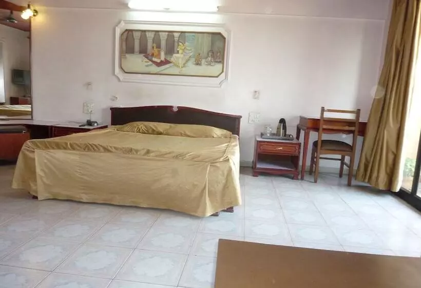 Hotel Rutu Gandh Heritage