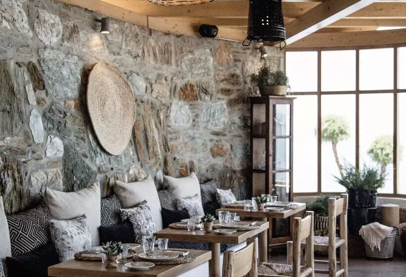 酒店 Seaside A Lifestyle Resort   Adults Only