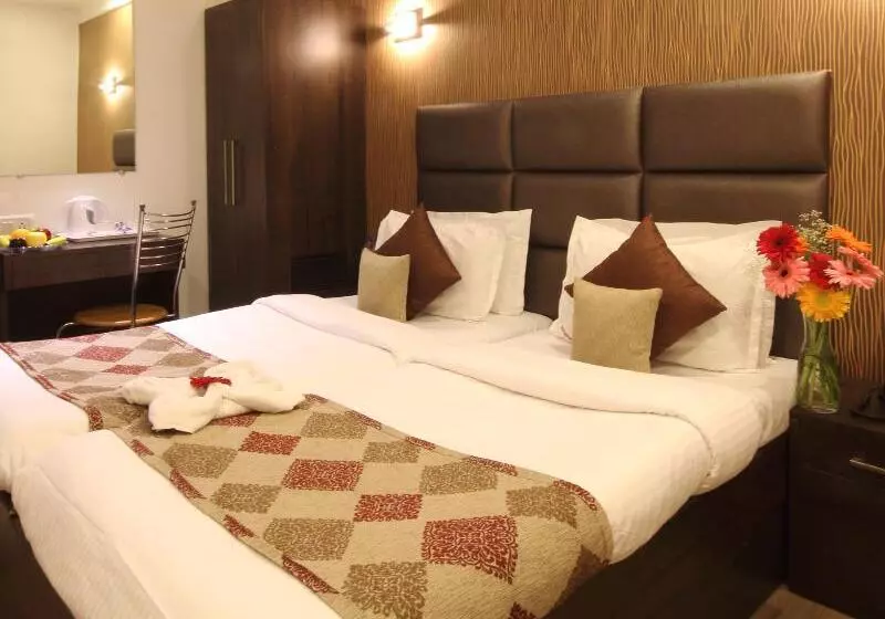 ホテル Supreme   Cuffe Parade