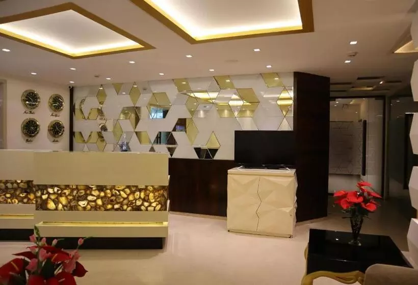 Hotel Supreme   Cuffe Parade