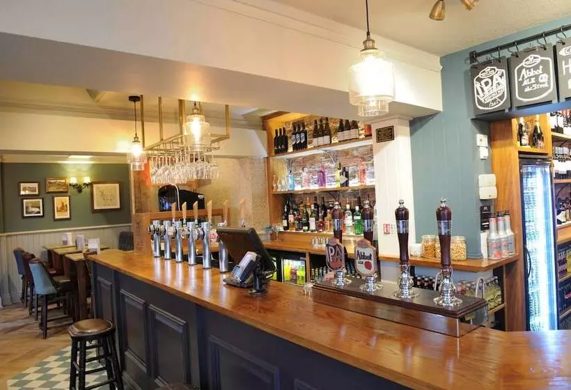 Отель White Hart By Chef & Brewer Collection