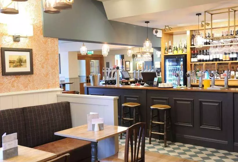 Отель White Hart By Chef & Brewer Collection