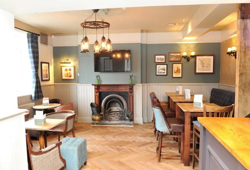 ホテル White Hart By Chef & Brewer Collection