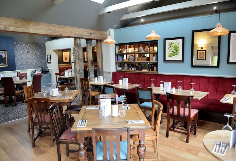 ホテル White Hart By Chef & Brewer Collection