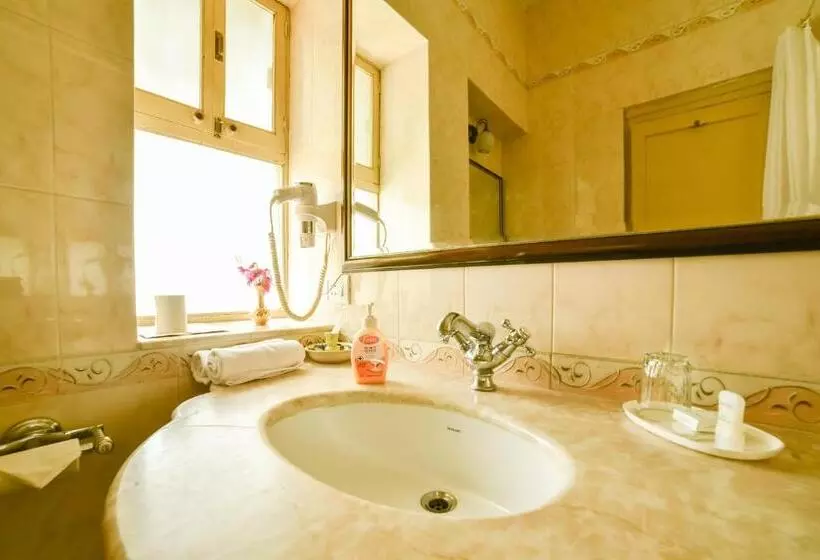 Karni Bhawan Heritage Hotel Jodhpur