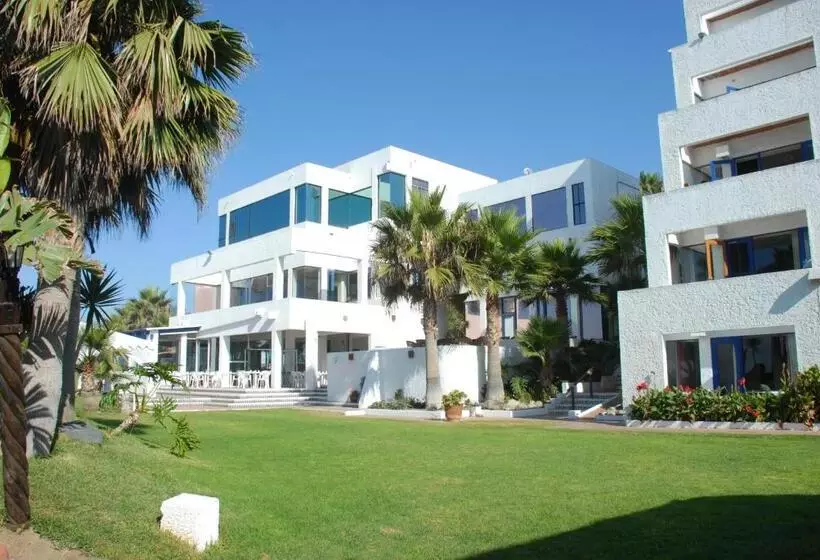 Las Rocas Resort And Spa