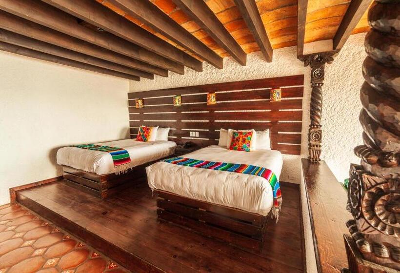 Las Rocas Resort And Spa