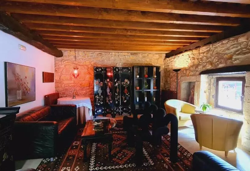 פנסיון Posada Los Calderones