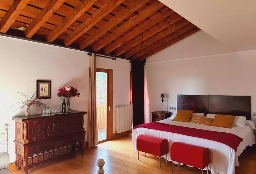 פנסיון Posada Los Calderones