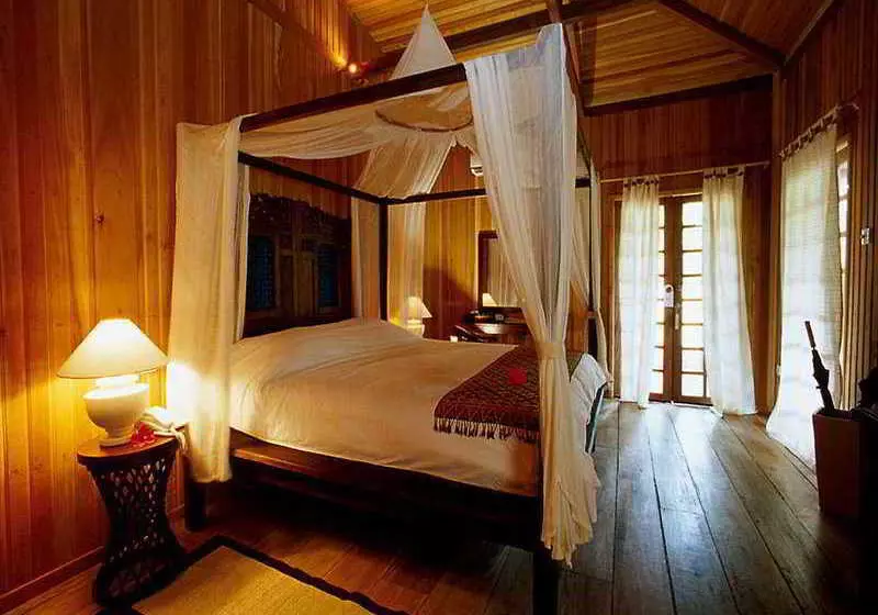 Siladen Resort & Spa