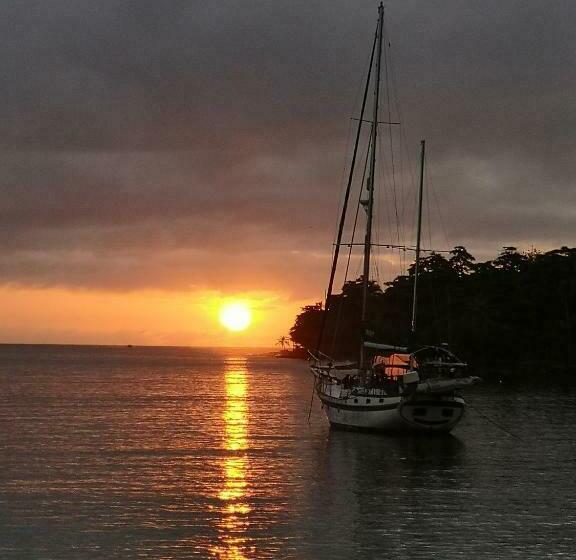 Bed & Breakfast Cafe Del Mar Sapzurro