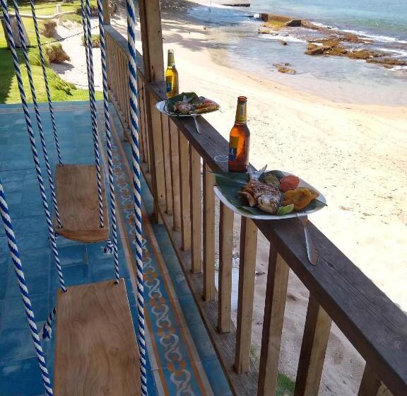 Bed & Breakfast Cafe Del Mar Sapzurro