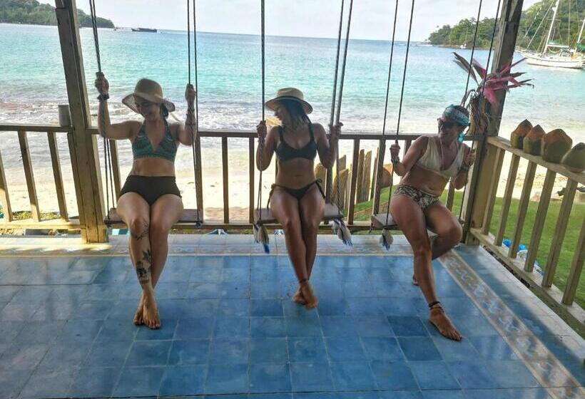 Bed & Breakfast Cafe Del Mar Sapzurro