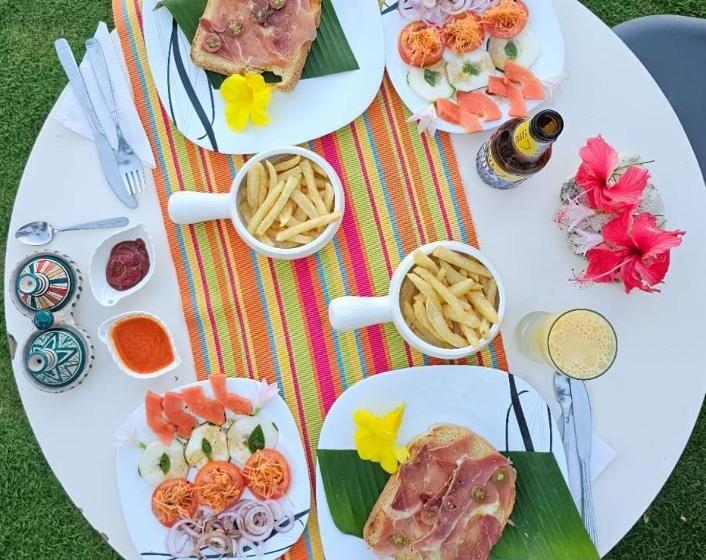 Bed & Breakfast Cafe Del Mar Sapzurro