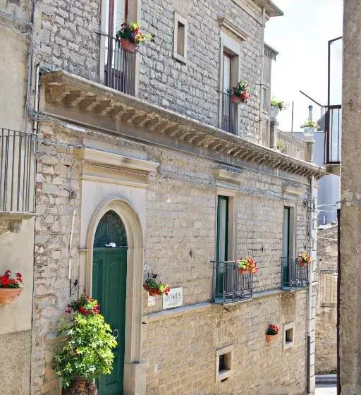 Aamiaismajoitus (B&B) Domus Aurea