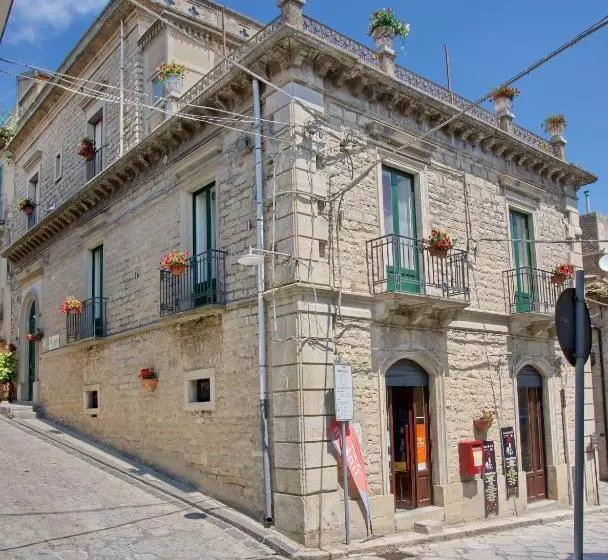 Aamiaismajoitus (B&B) Domus Aurea