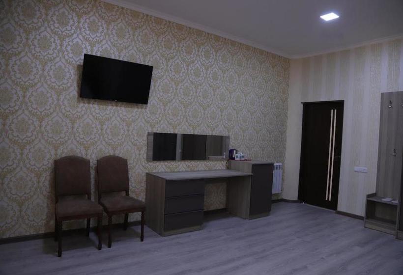 Lime Hotel & Restaurant Complex