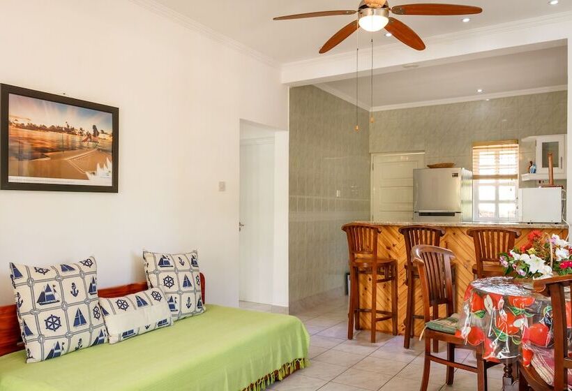 Majatalo Captain's Villa