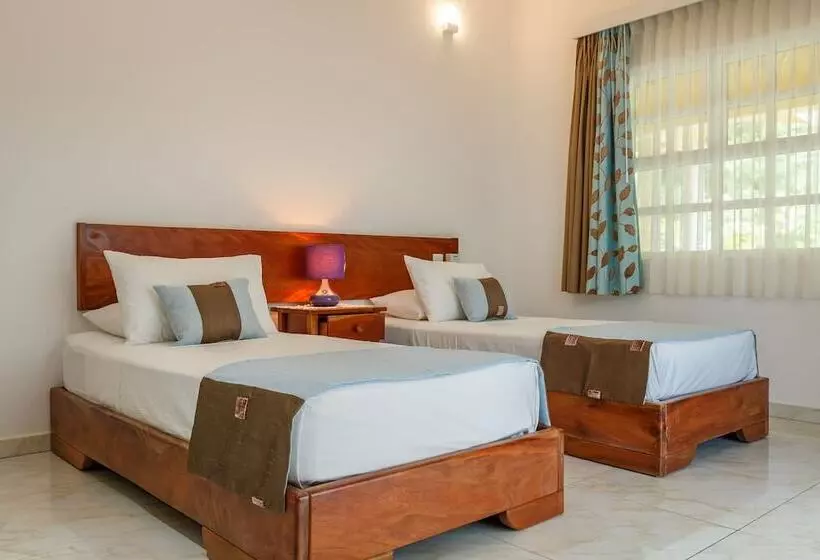 پانسیون Captain's Villa