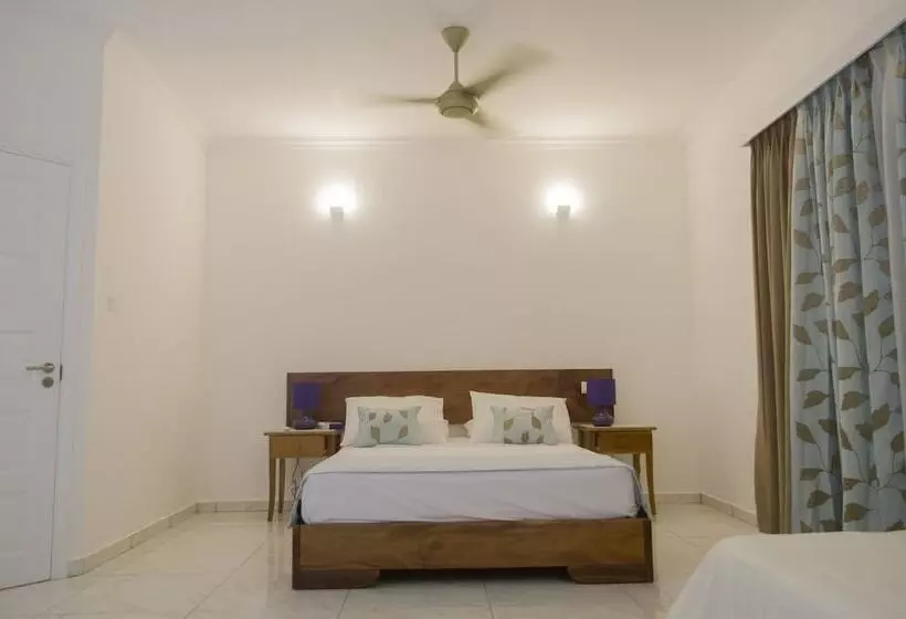 پانسیون Captain's Villa