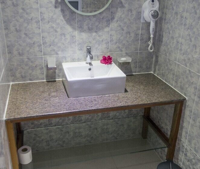 Majatalo Captain's Villa