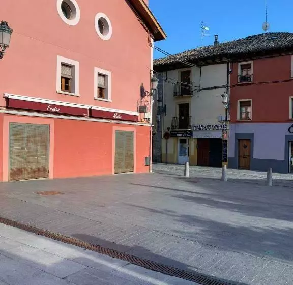 ペンション Maison Del Arc