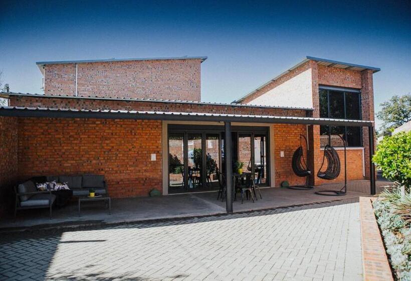 Пансион The Jackal Guesthouse