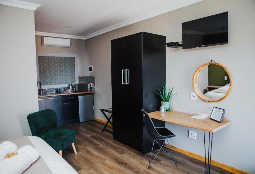 Пансион The Jackal Guesthouse