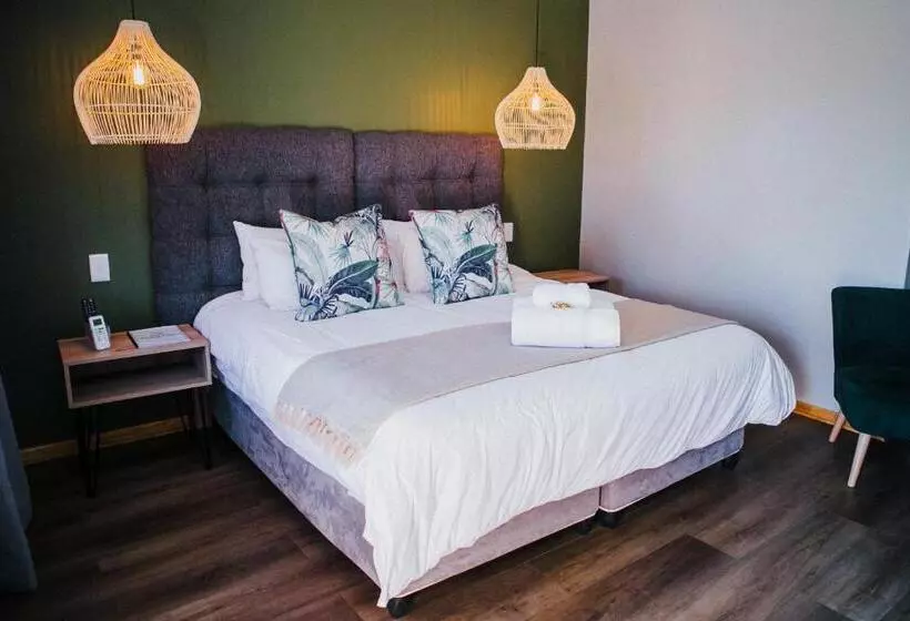 Majatalo The Jackal Guesthouse