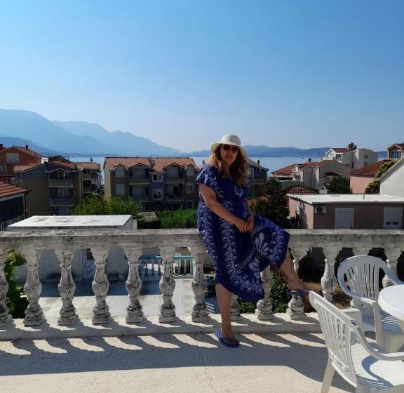 پانسیون Studios Annie