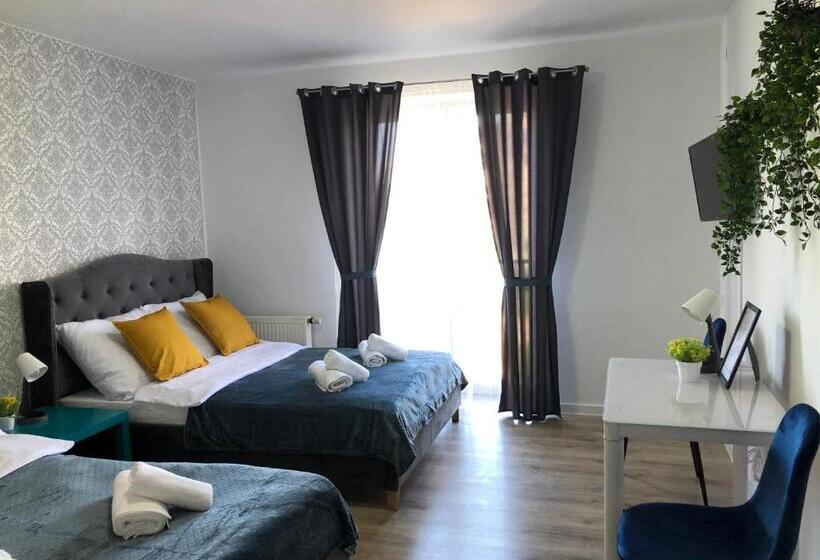 تختخواب و صبحانه Great Polonia Ustka