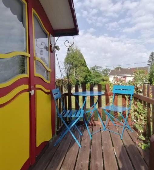 Bed and Breakfast La Roulotte Des Trois Arbres