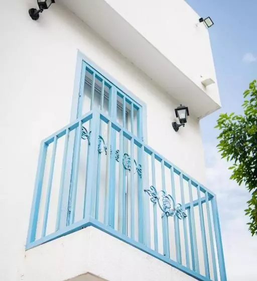 هتل Adaz Mediterráneo