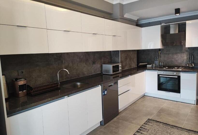 Aileena Hotel & Villas