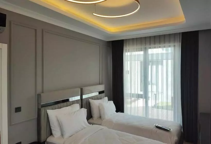 Aileena Hotel & Villas