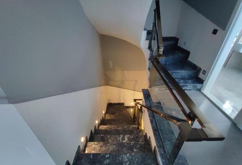 Aileena Hotel & Villas