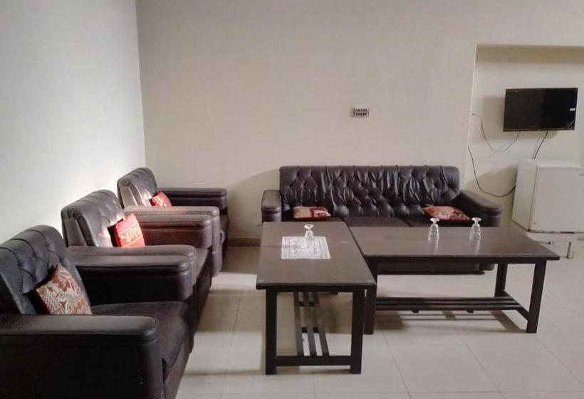 هتل Ambassador Multan