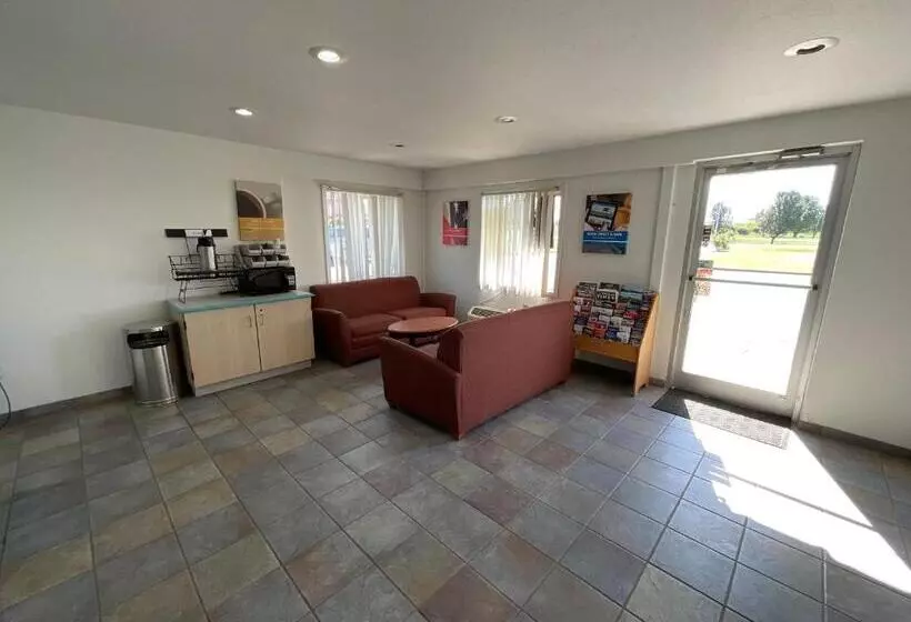 Hotelli Country Yard Inn And Suites