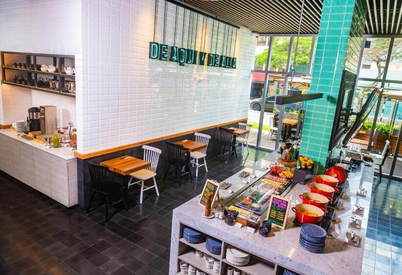 Hotel Ibis Styles Lima San Isidro