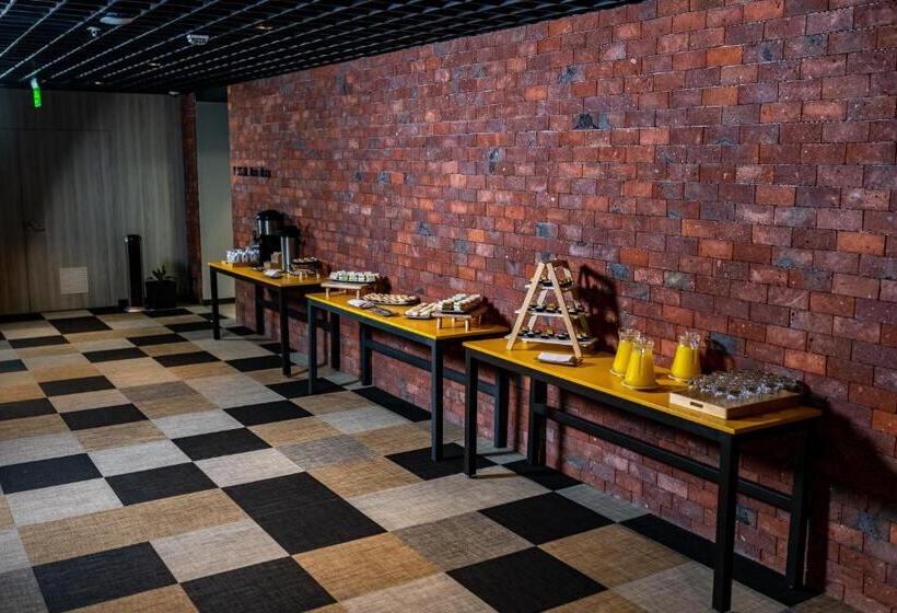 Hotel Ibis Styles Lima San Isidro