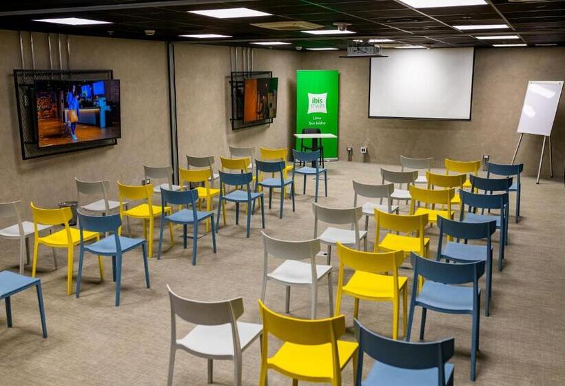 Hotel Ibis Styles Lima San Isidro