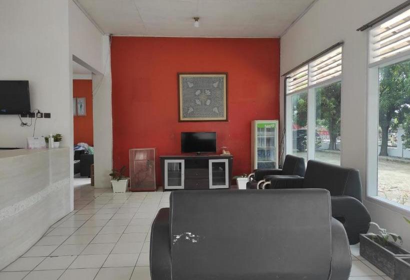 בית מלון כפרי Oyo 90467  Putrajaya