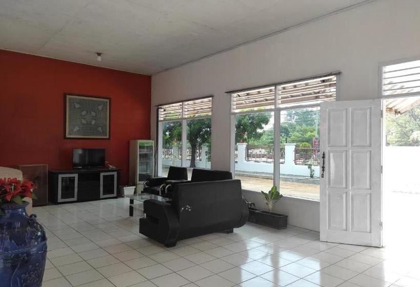 בית מלון כפרי Oyo 90467  Putrajaya