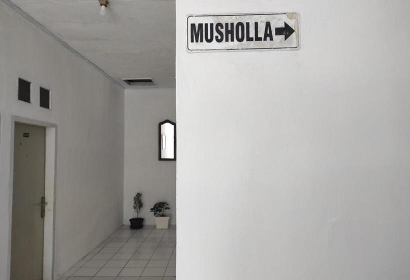 בית מלון כפרי Oyo 90467  Putrajaya