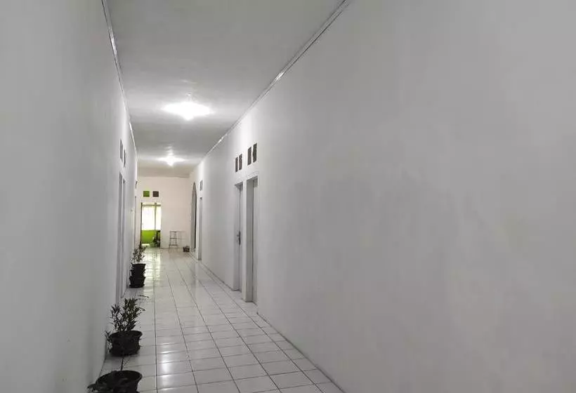 هتل Oyo 90467  Putrajaya