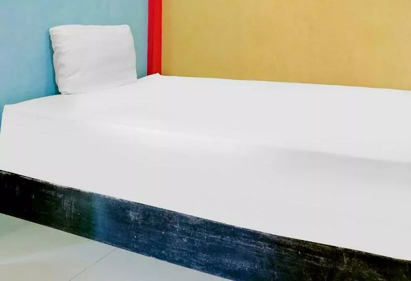 Hotelli Oyo 90491 Durian Homestay