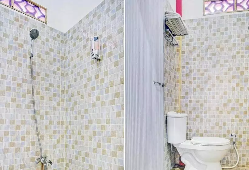 Hotelli Oyo 90491 Durian Homestay