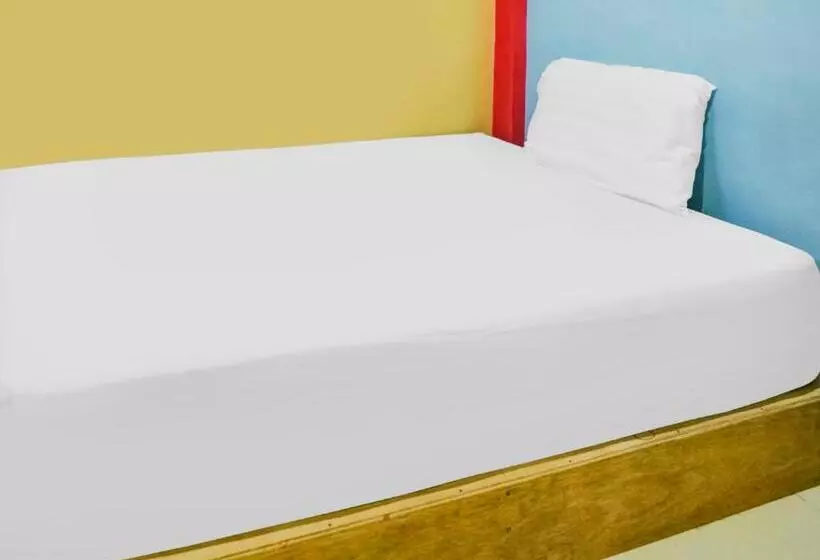 Hotelli Oyo 90491 Durian Homestay