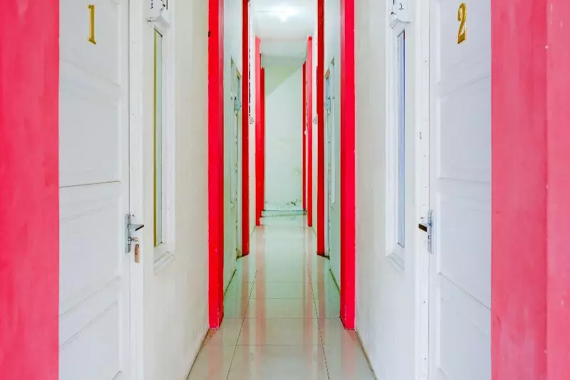 Hotelli Oyo 90491 Durian Homestay