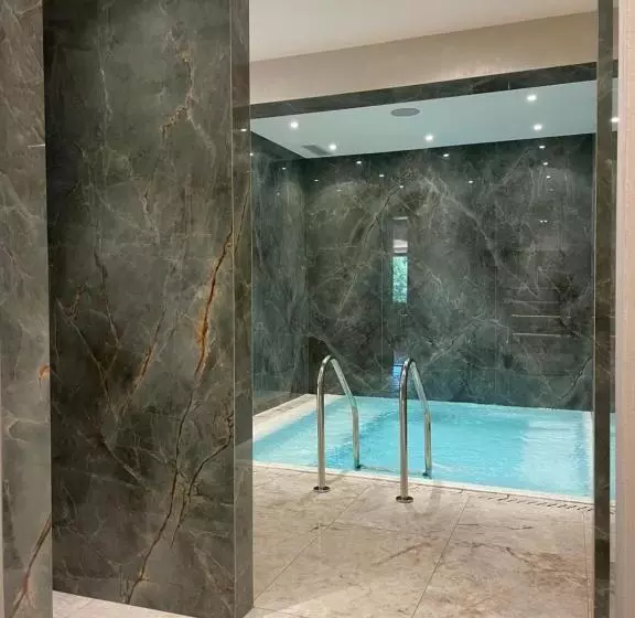 هتل Terme 36.6
